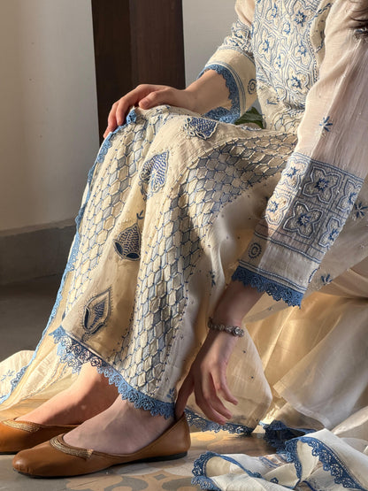 Indigo & Off White Shade Malmal Zari Pearl Work Chikankari Kalidar Kurta Set