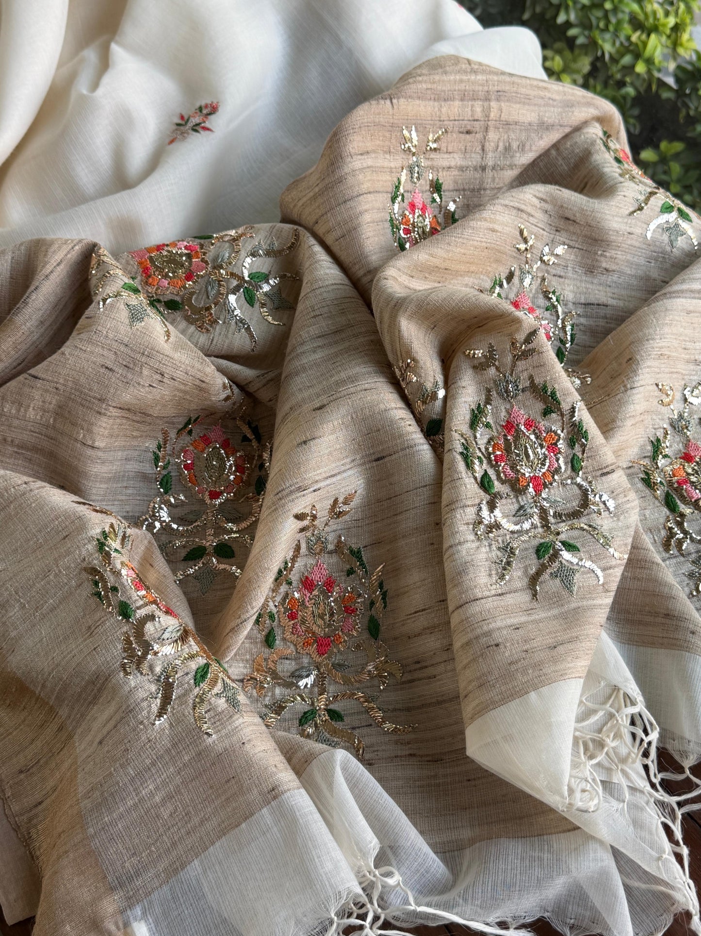 Off White Tussar Silk Gheecha Palla Kota Mukaish Resham Saree