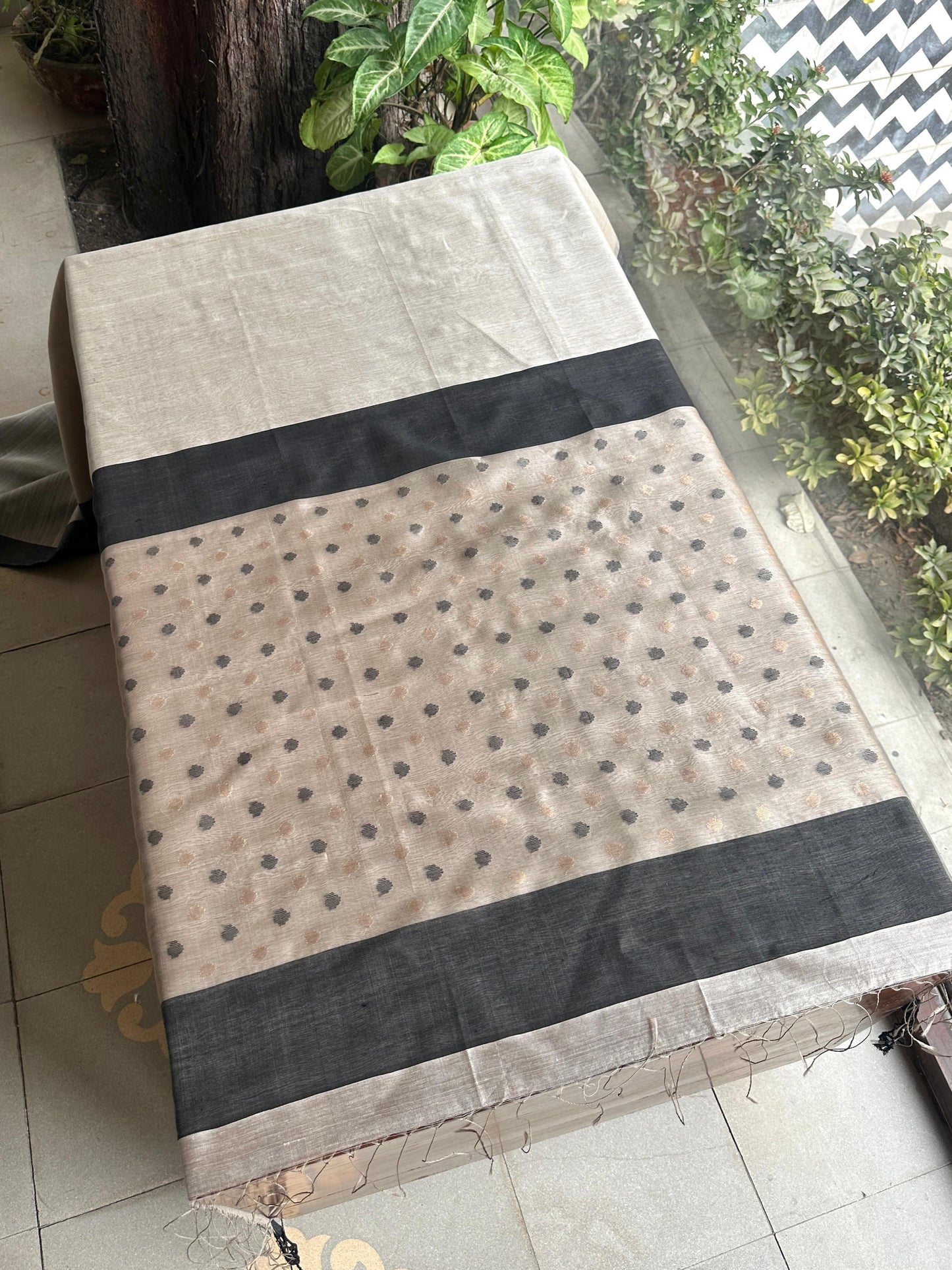 Grey Woven Butta Saree with Contrast Black Border