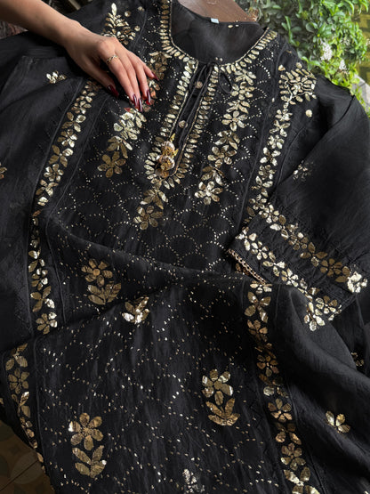 Noor Organza Mukaish Applique Kurta Set