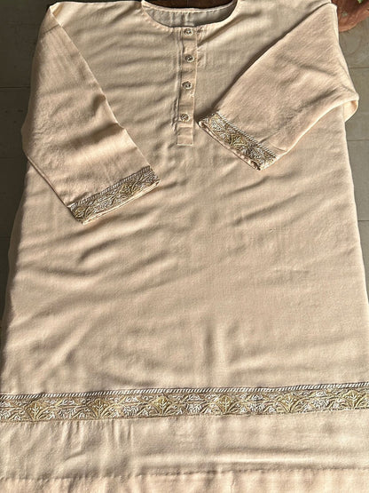 Soft Cream Shade Kashmiri Pashmina Phiran with Handcrafted Ari & Chikankari Embroidery