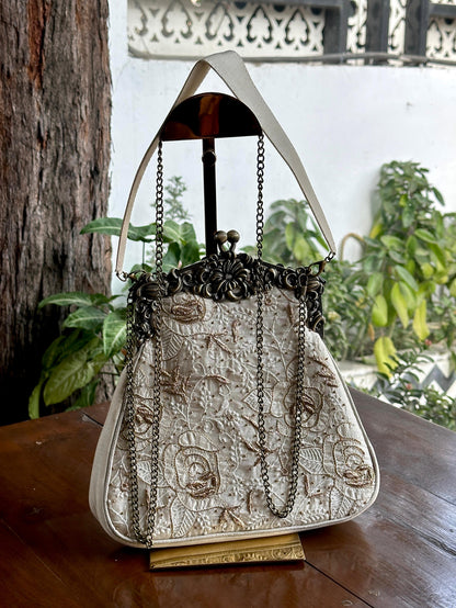 Off White Shade | Vintage Ari Mukaish Sling Bags