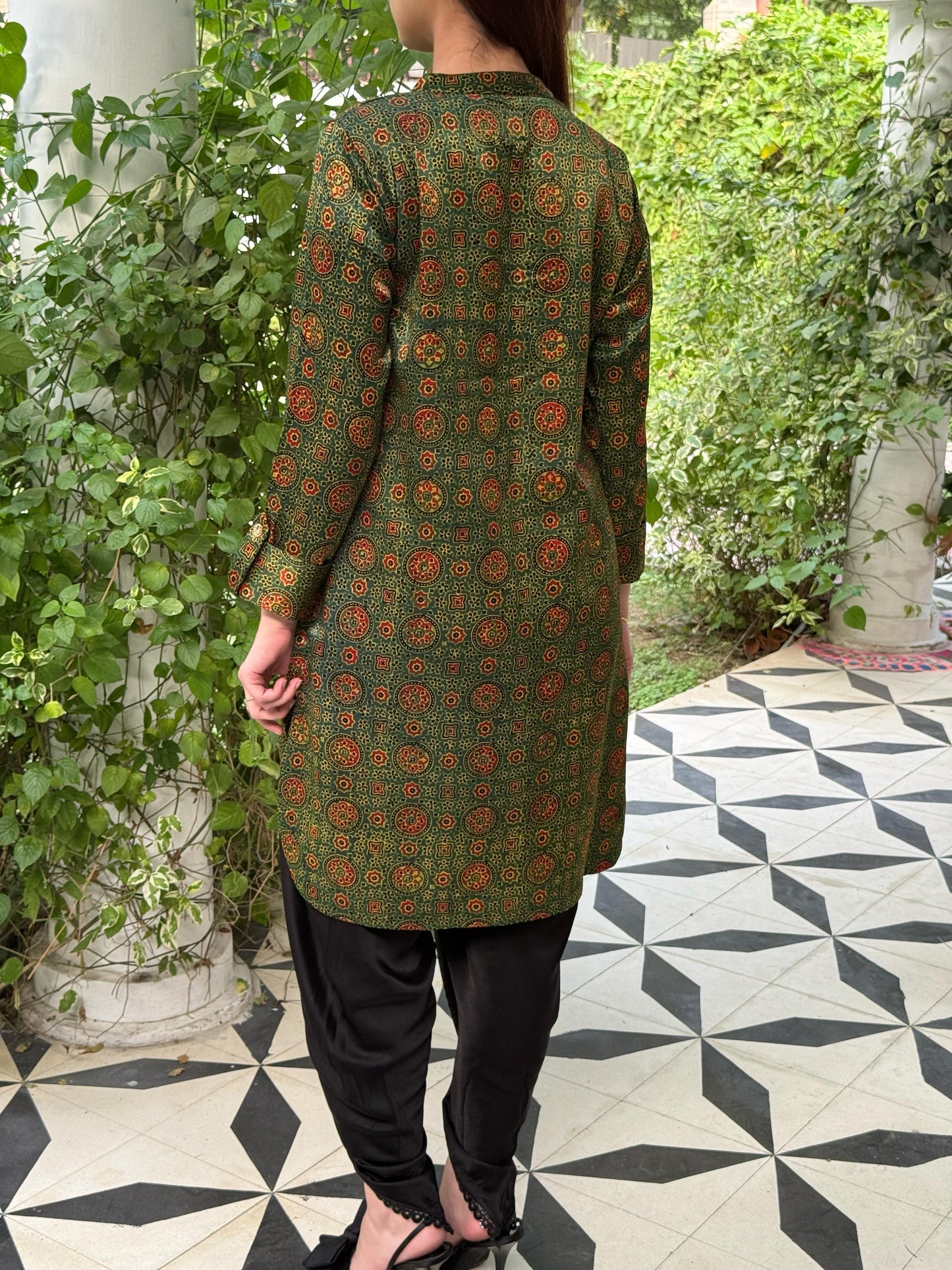 Ajrak Green Multi Shade Mashru Silk, Short Kurta