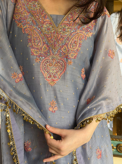Lavender Zari Chanderi Chikankari Kaftan