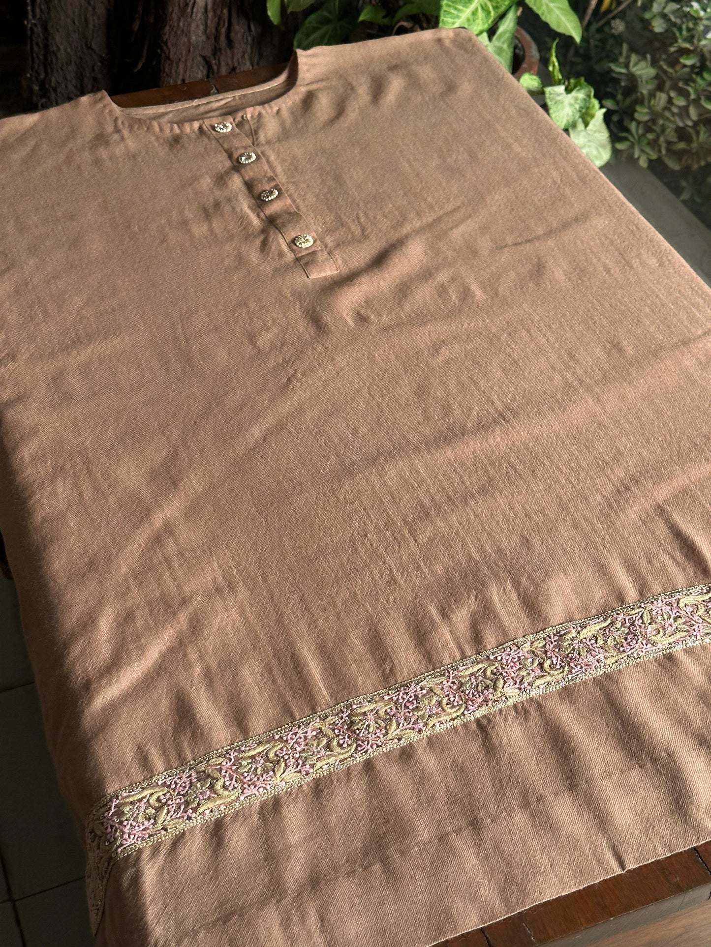 Mocha Brown Shade Kashmiri Pashmina Phiran with Handcrafted Ari & Chikankari Embroidery