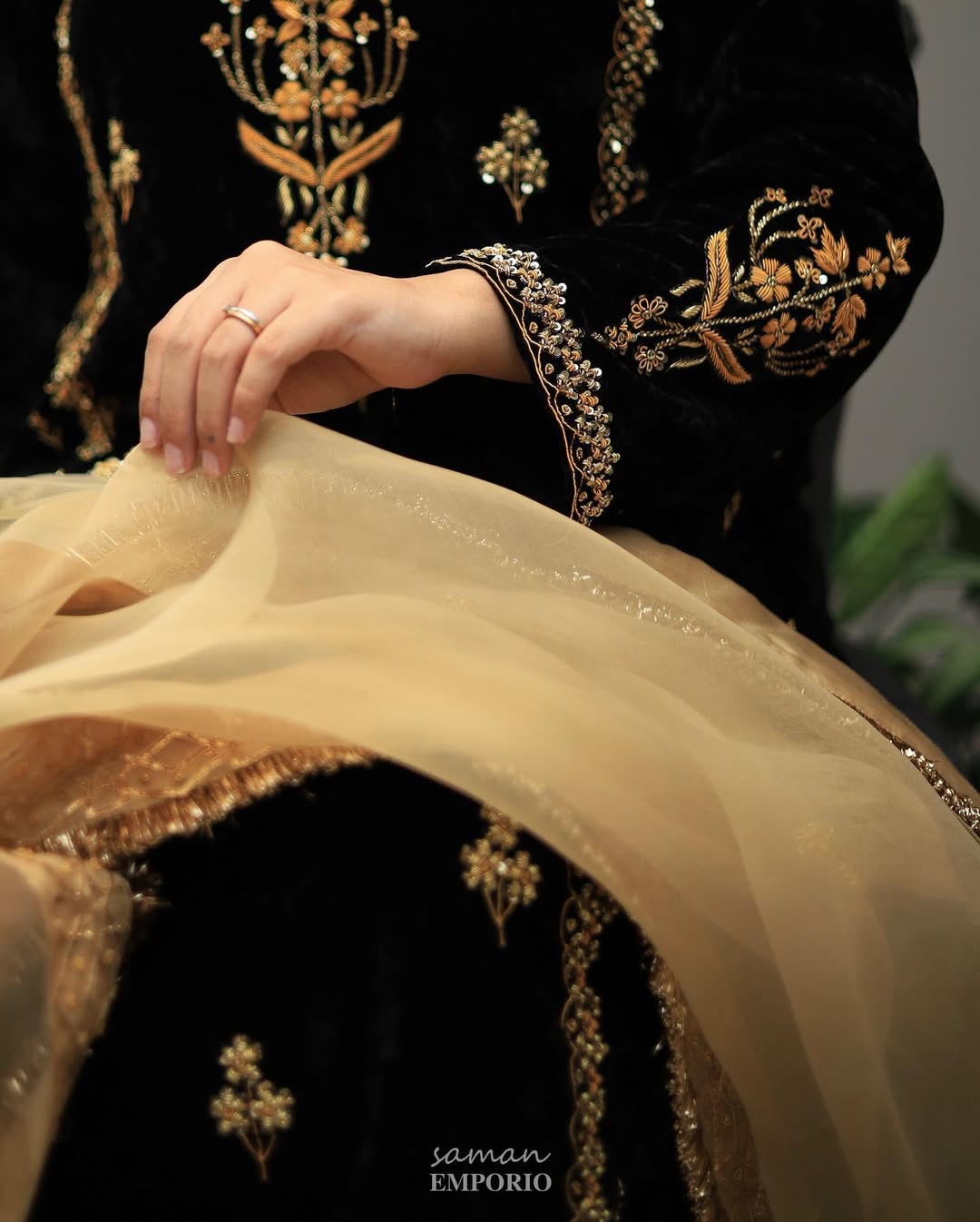 Jet Black Shade | Saman Velvet Ready To Wear Kurta Set