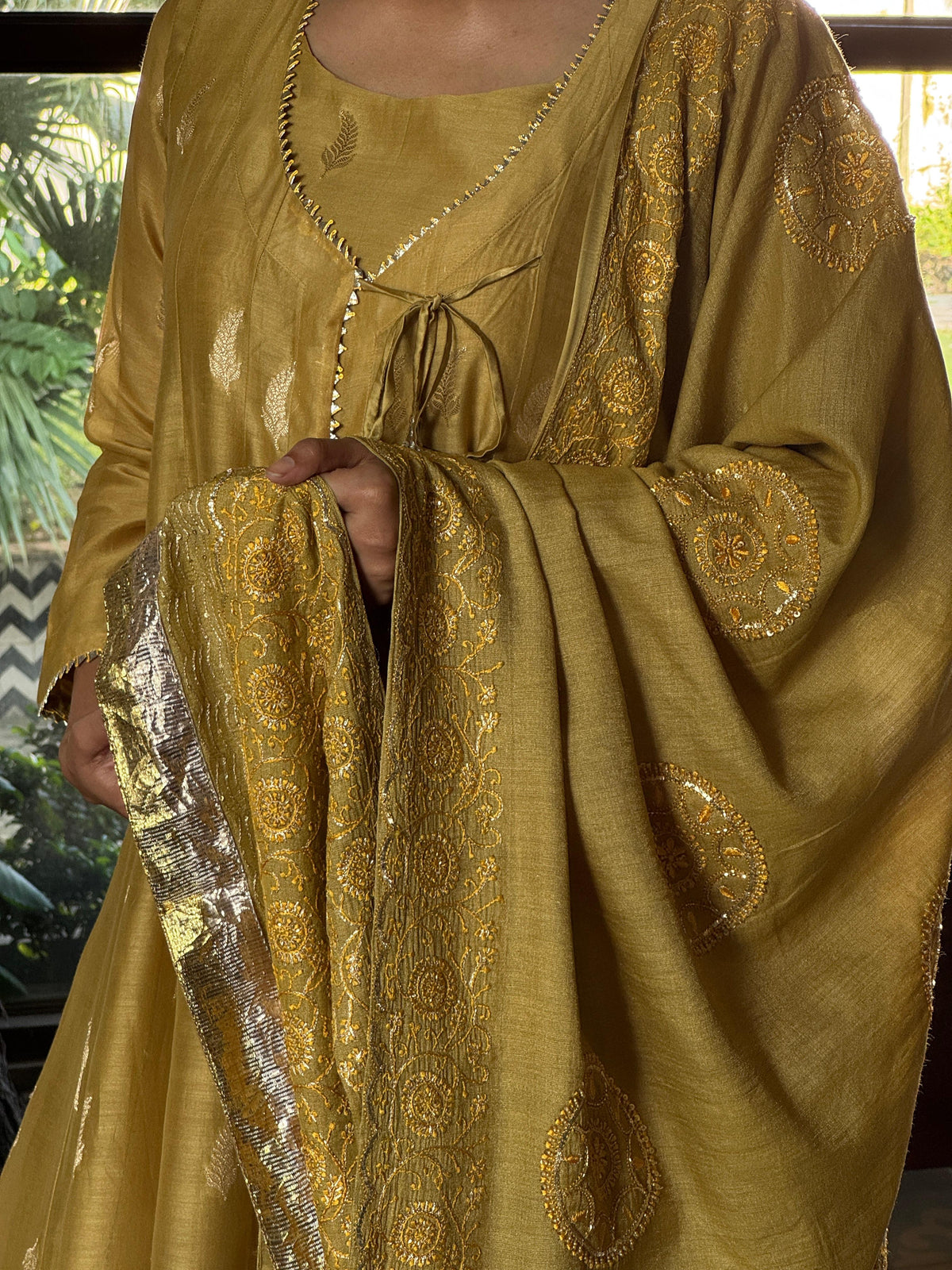 Zari Tissue Chikanakari Ari Heriloom Chikankari Dupatta Angarkha Set