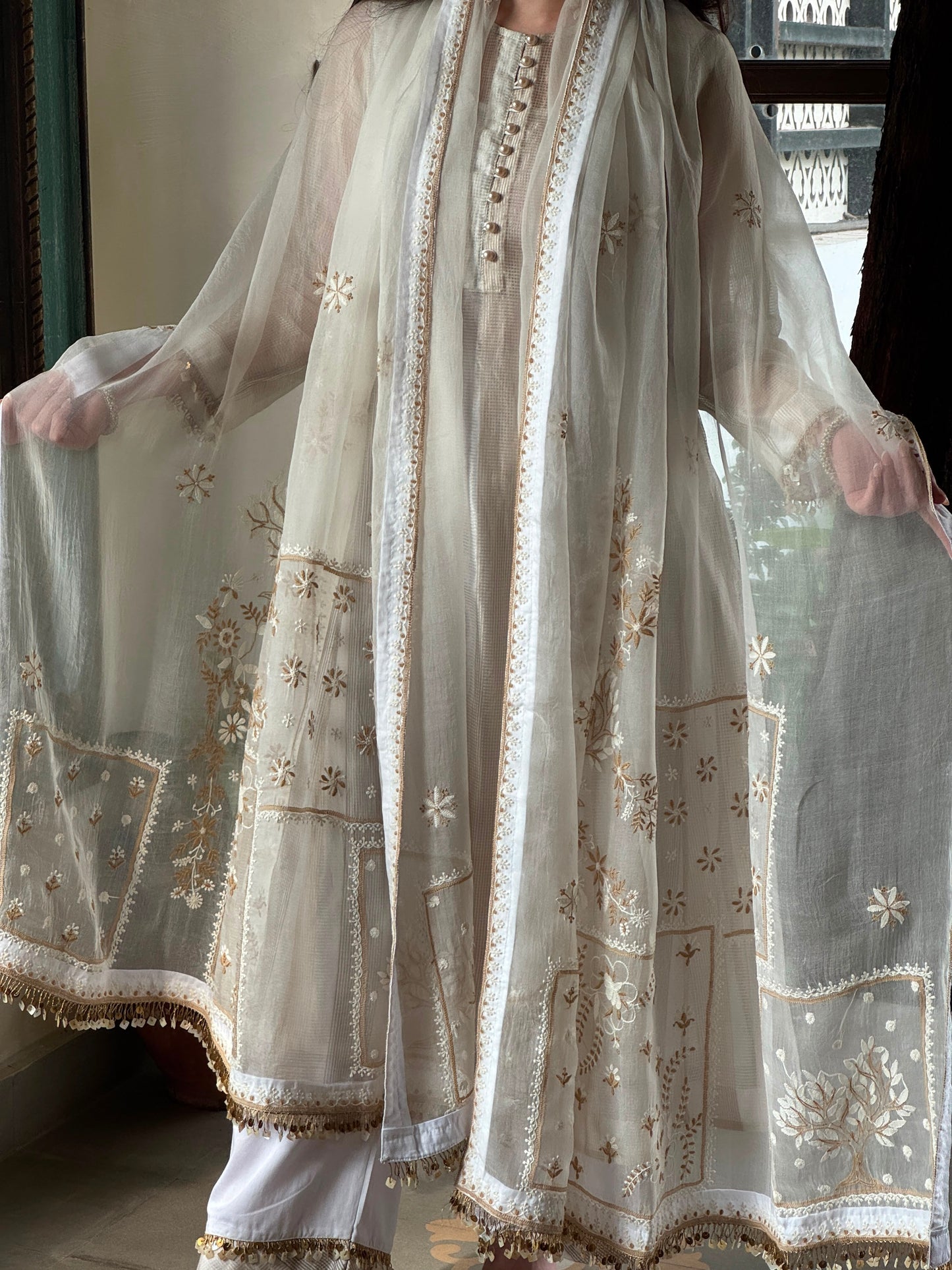 Ivory Kota Pattu Chikankari Suit Set with Organza Dupatta & Pearl Loop Buttons