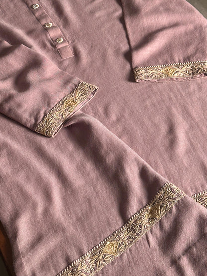 Rose Pink Shade Kashmiri Pashmina Phiran with Handcrafted Ari & Chikankari Embroidery