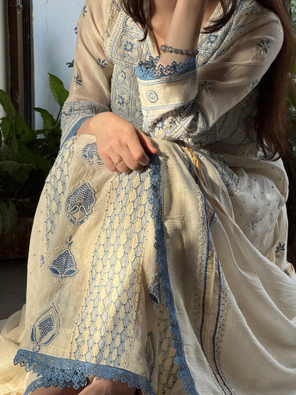 Indigo & Off White Shade Malmal Zari Pearl Work Chikankari Kalidar Kurta Set