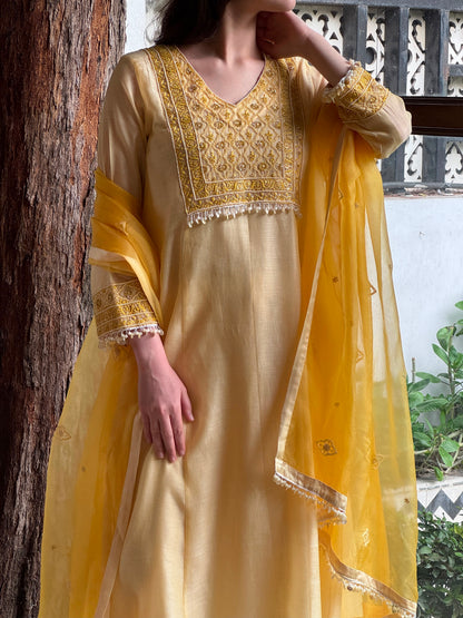 Butter Yellow Maheshwari Chikankari Kalidar Kurta Set