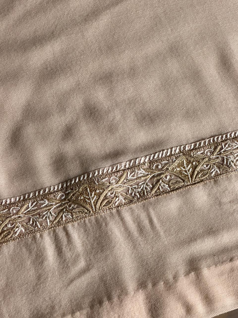 Soft Cream Shade Kashmiri Pashmina Phiran with Handcrafted Ari & Chikankari Embroidery