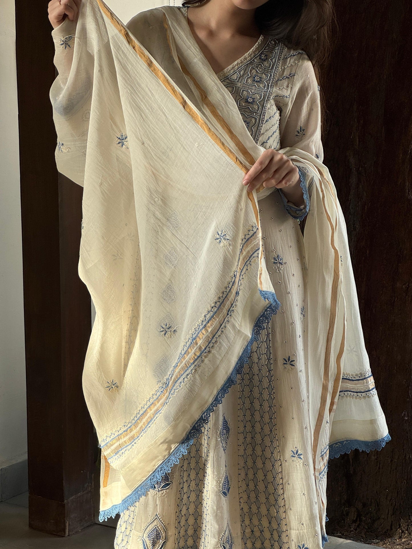 Indigo & Off White Shade Malmal Zari Pearl Work Chikankari Kalidar Kurta Set