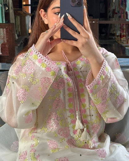 White Mukaish Kamdani Noor Organza Chikankari Kurta Set