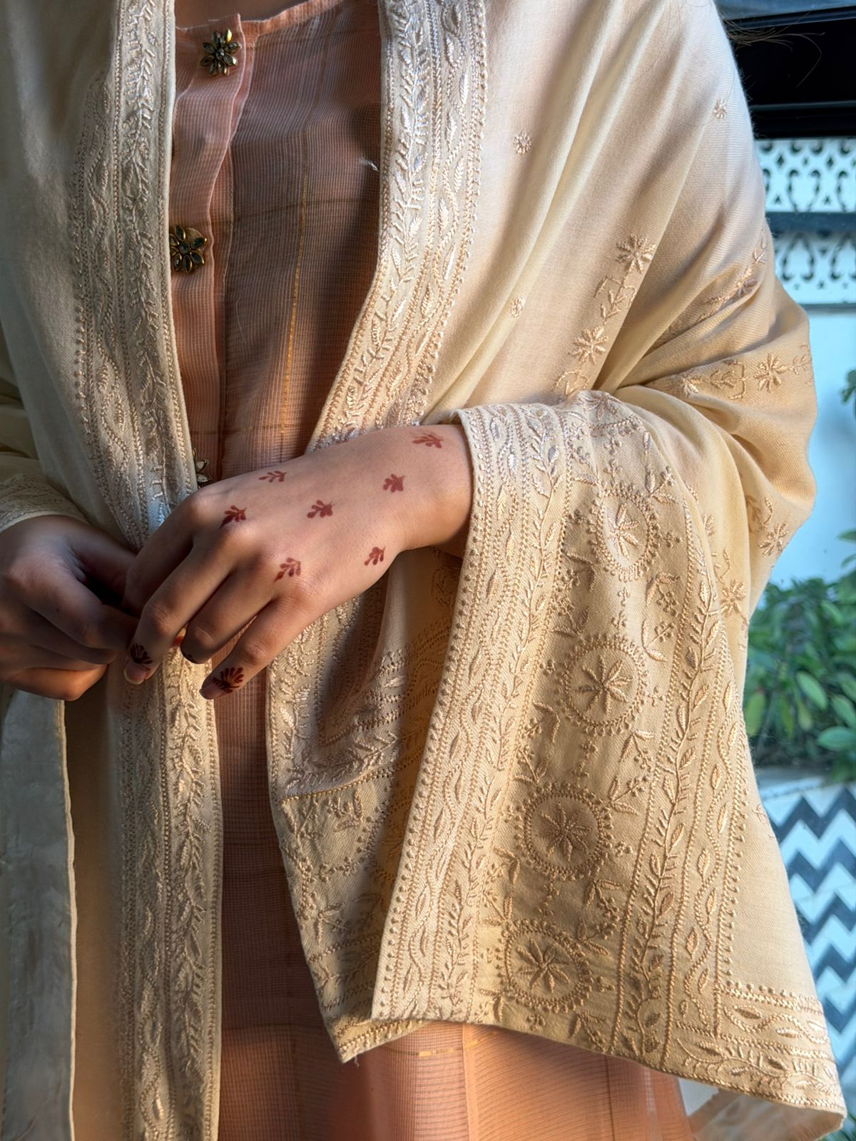 Natural Beige Shade Saman Pashmina Resham Thread Chikankari Shawl