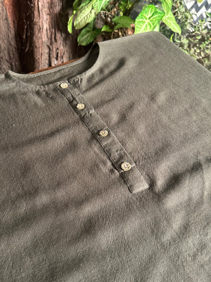 Cloudy Grey Shade Kashmiri Pashmina Phiran with Handcrafted Ari & Chikankari Embroidery