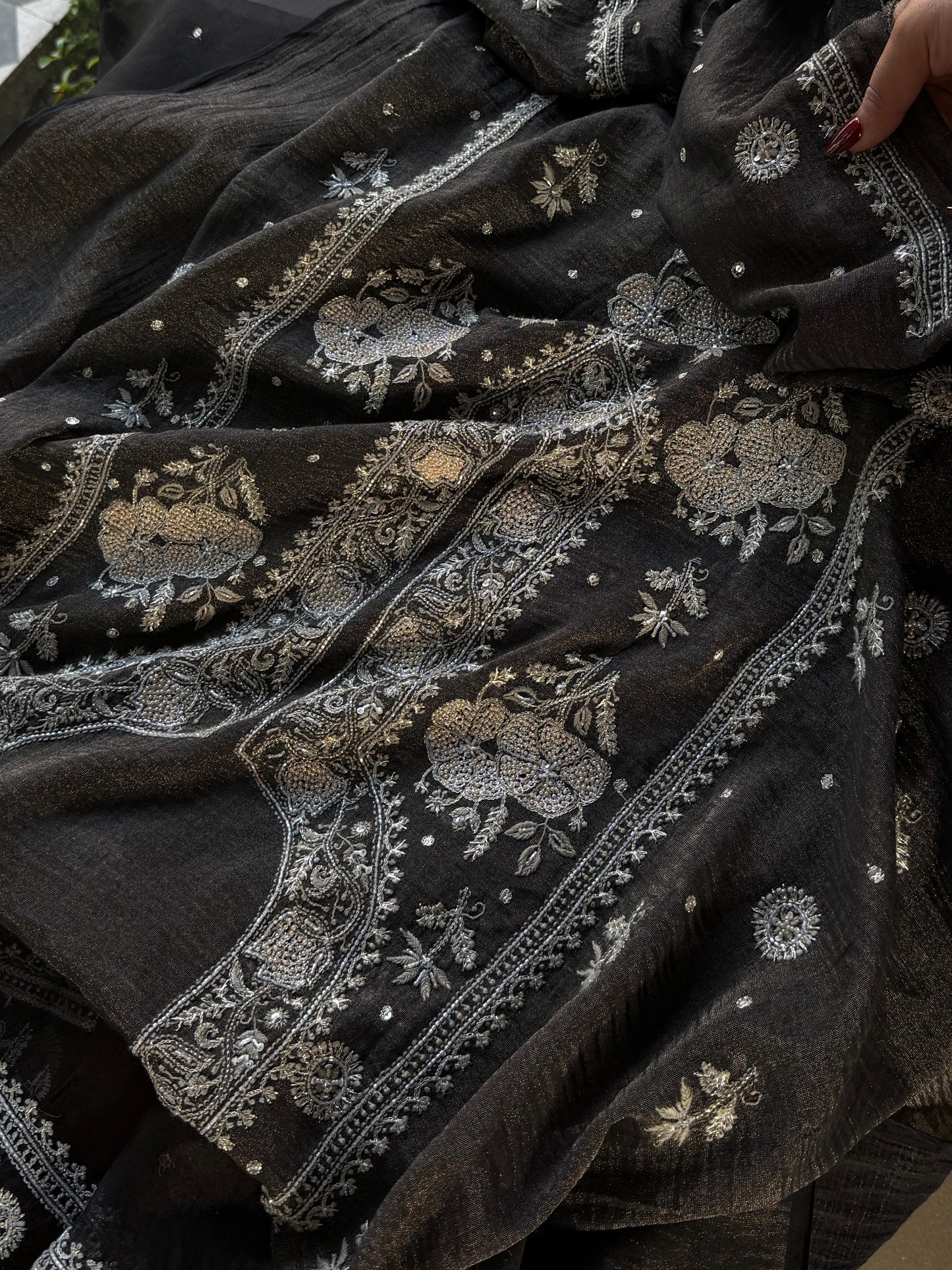 MYSTIC BLACK AND ASH SILVER | TISSUE SILK CHIKANKARI