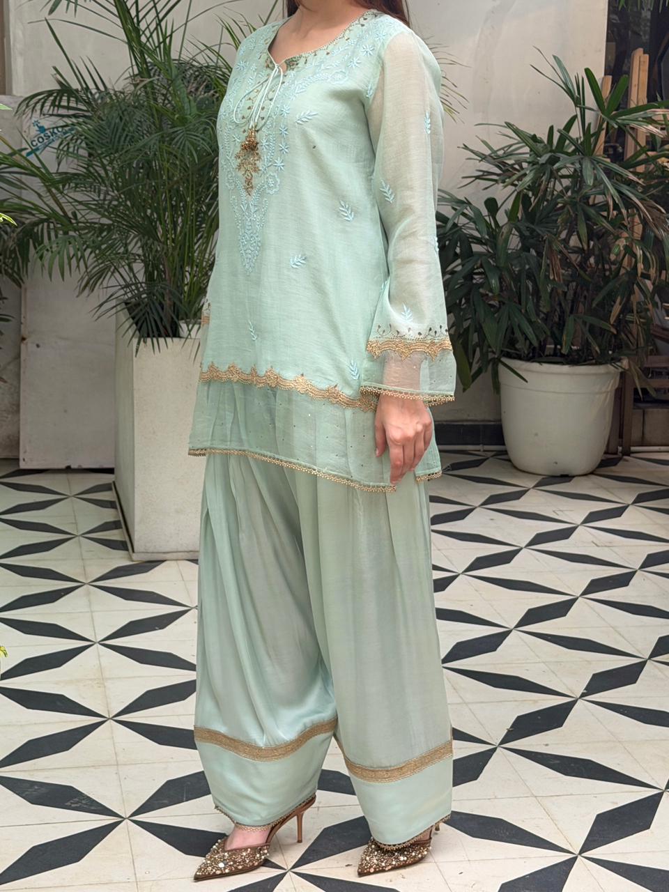 Satin Linen Farshi Sets With Chikankari & Kamdani