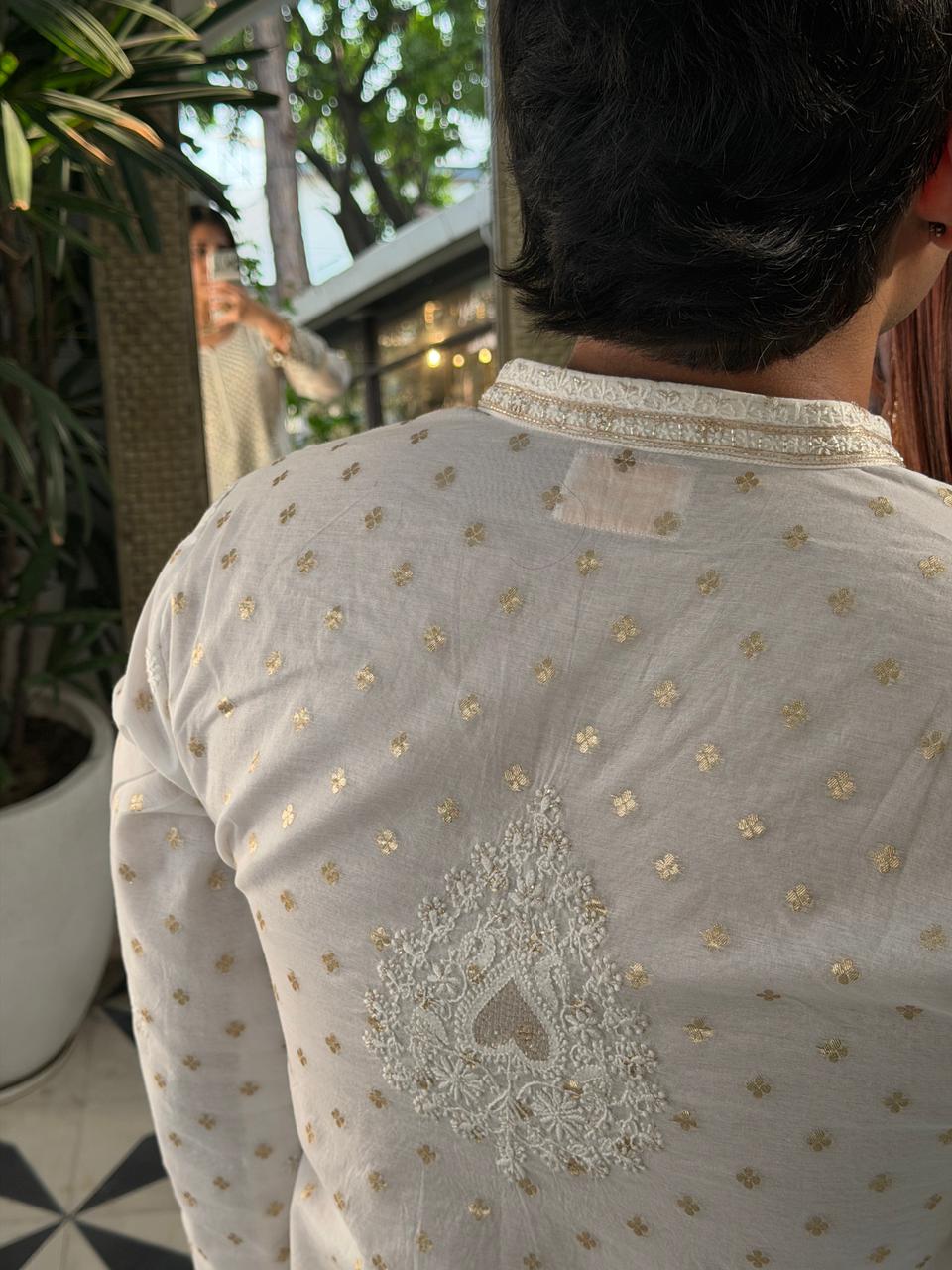 Off White Zari Chanderi Chikankari Ready to Wear Men’s Kurta