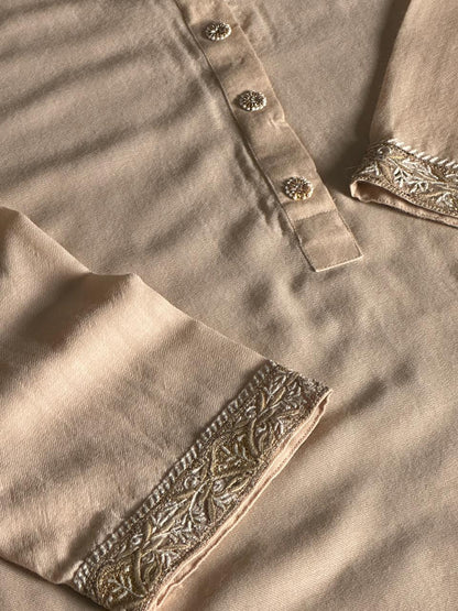 Soft Cream Shade Kashmiri Pashmina Phiran with Handcrafted Ari & Chikankari Embroidery