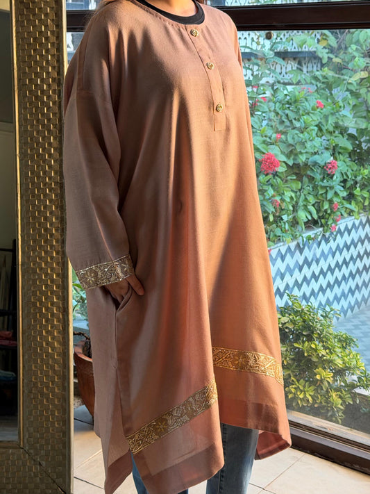 Cotton Pink Shade Pashmina Kashmiri Phiran – Ari & Chikankari Detailing