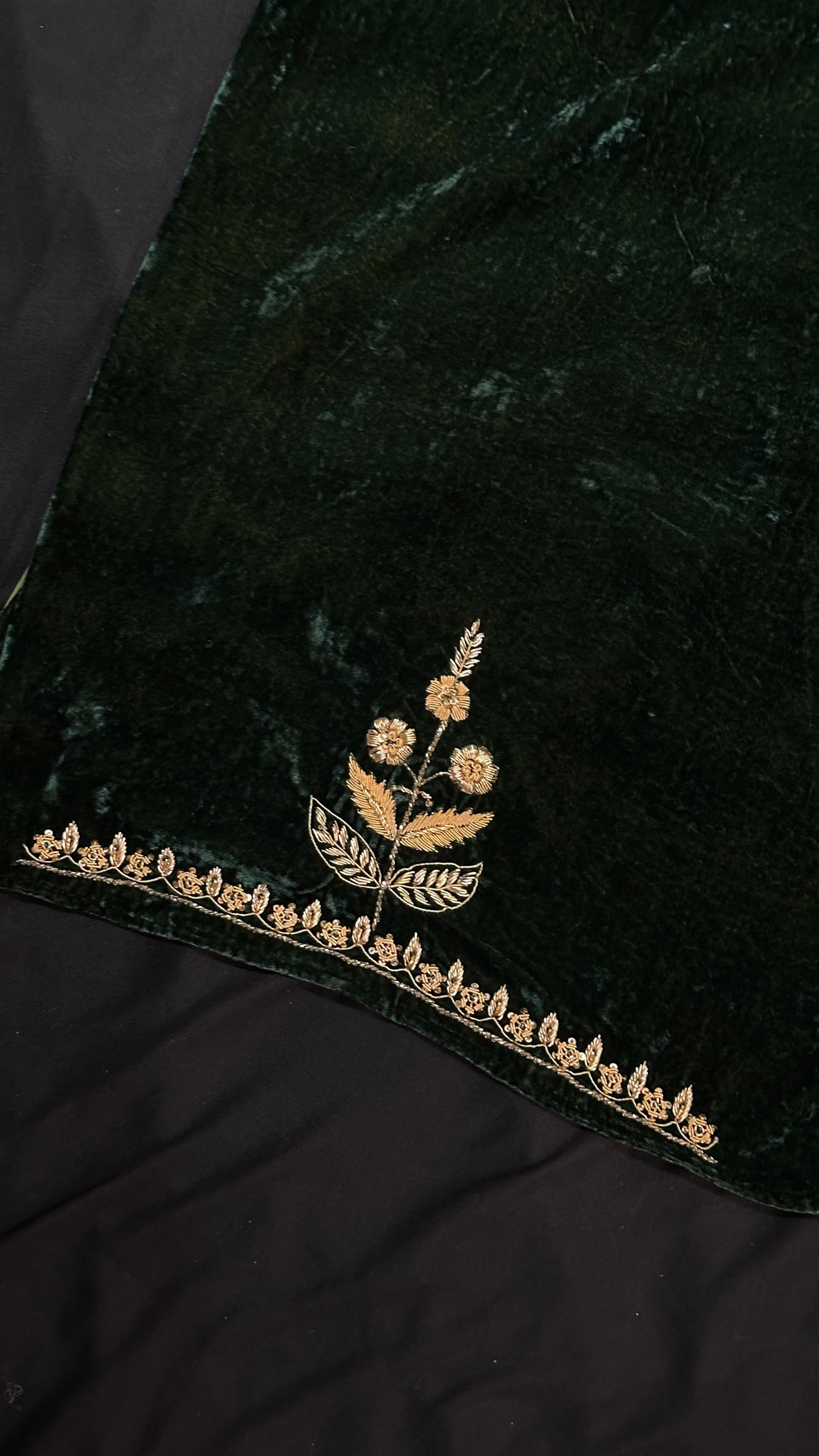 Midnight Moss Shade | Saman Velvet Ready To Wear Kurta Set