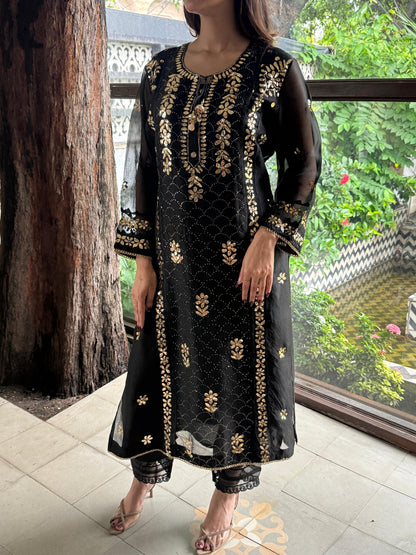 Noor Organza Mukaish Applique Kurta Set