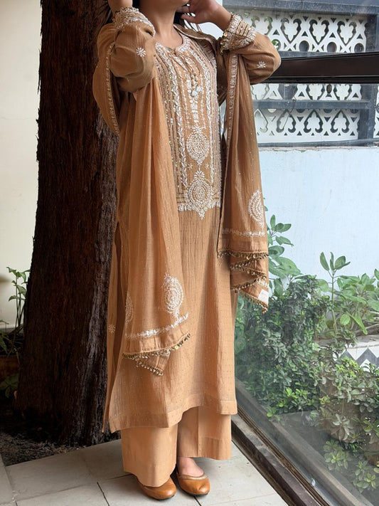 Crush Mul Heavy Chikankari Yoke Kurta Set