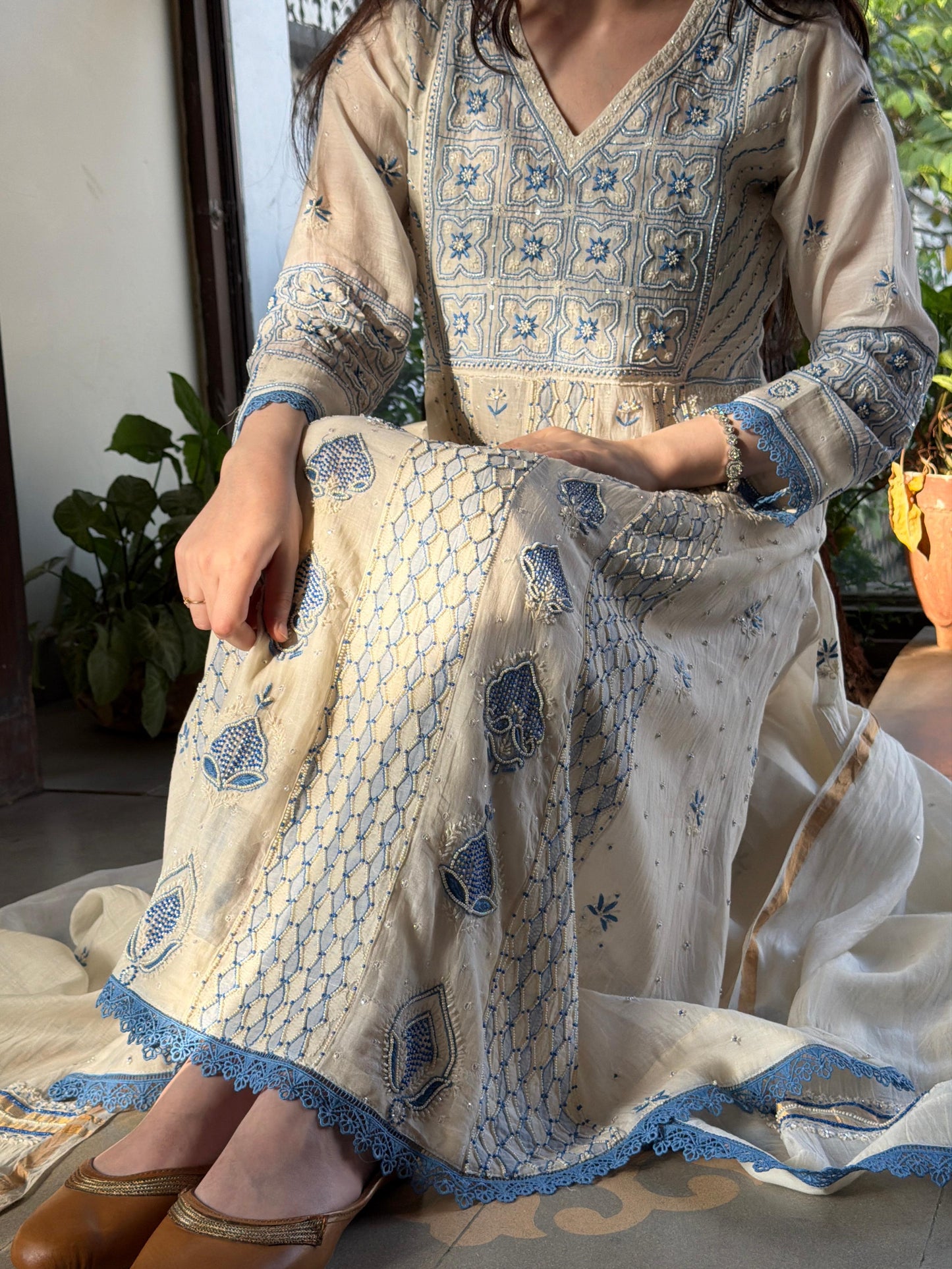 Indigo & Off White Shade Malmal Zari Pearl Work Chikankari Kalidar Kurta Set