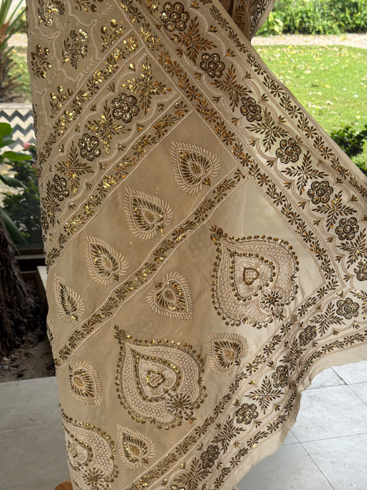 Vintage Dual Shade Mukaish Chikan Heriloom Saree with Blouse