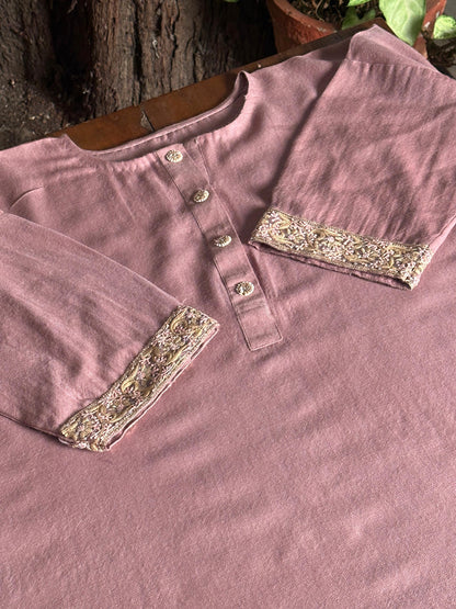 Dusty Pink Kashmiri Pashmina Phiran with Handcrafted Ari & Chikankari Embroidery