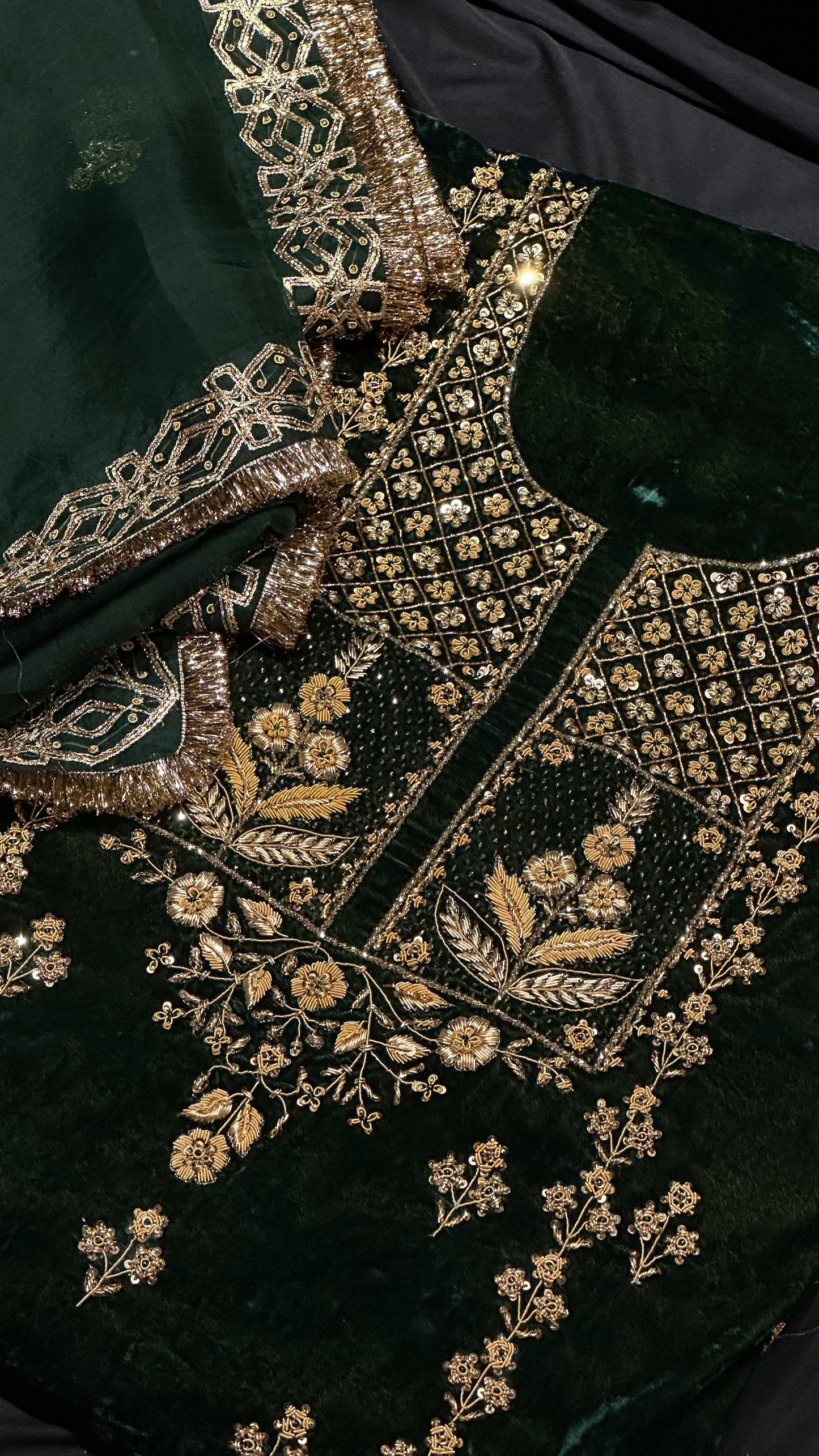 Midnight Moss Shade | Saman Velvet Ready To Wear Kurta Set