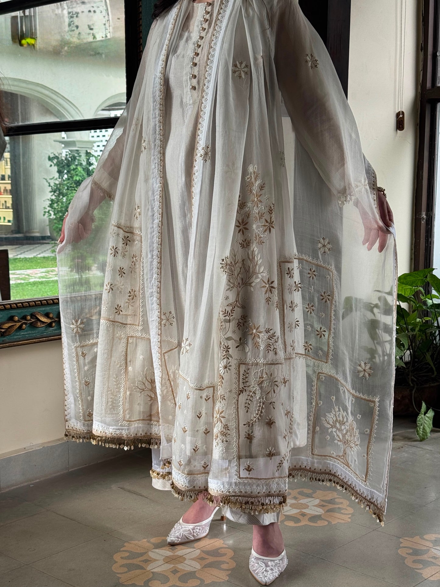 Ivory Kota Pattu Chikankari Suit Set with Organza Dupatta & Pearl Loop Buttons